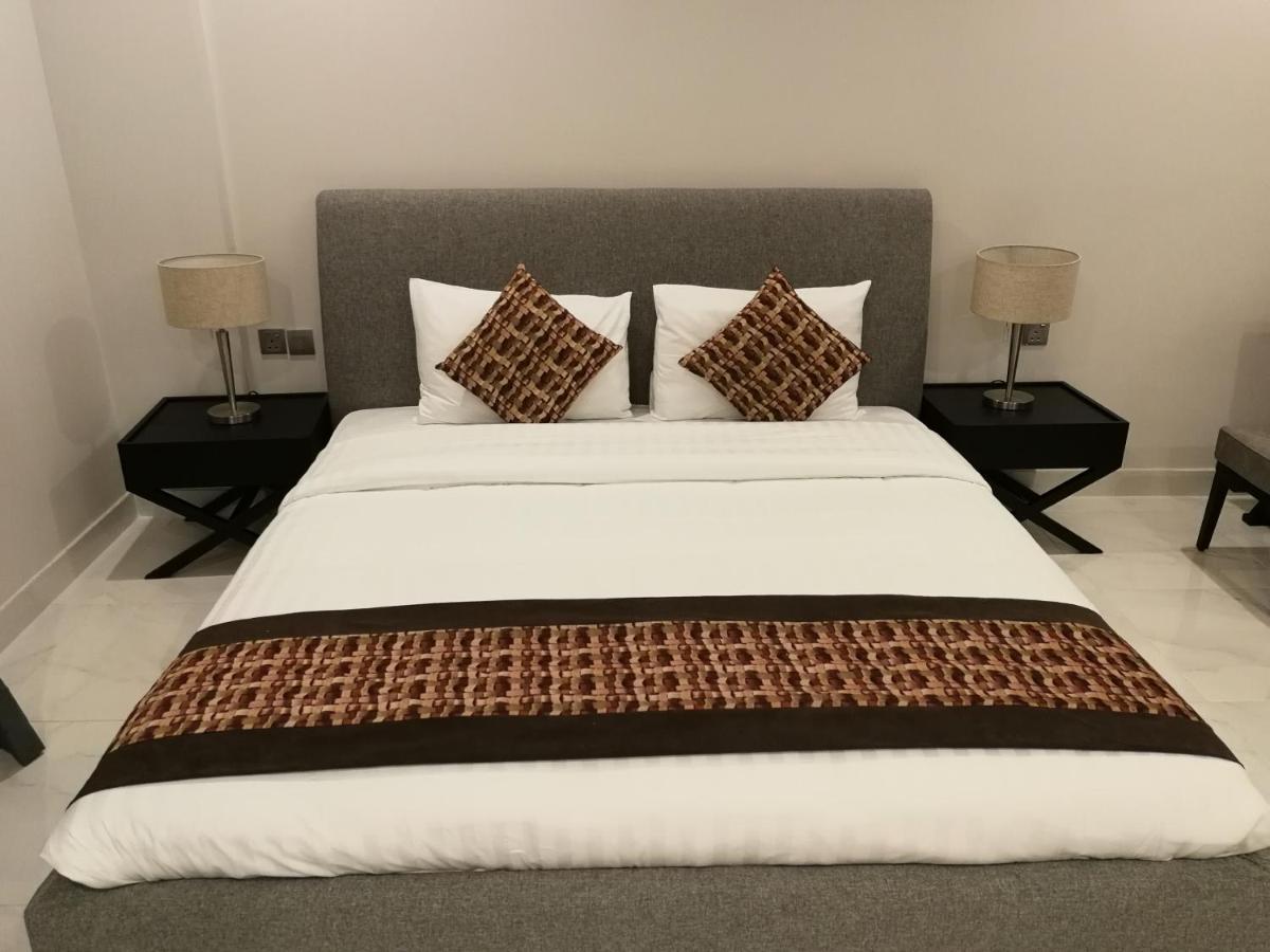 Infinity Juffair Suites Al Manamah Esterno foto