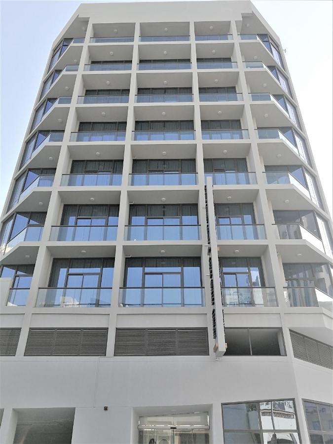 Infinity Juffair Suites Al Manamah Esterno foto